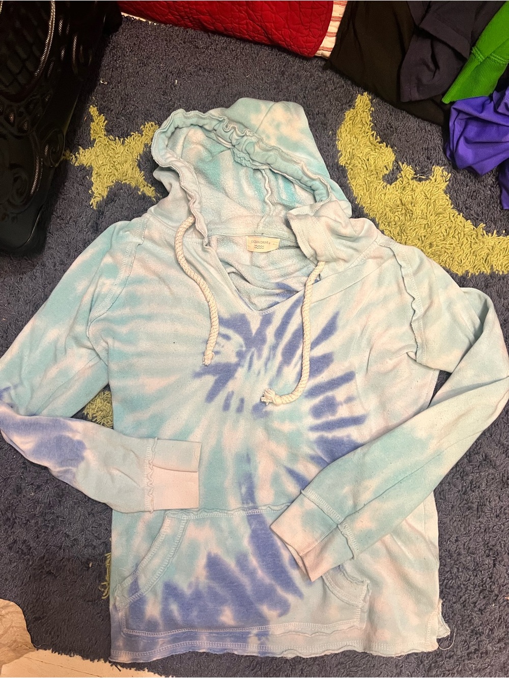 Ocean Drive Light Blue & White Tie-Dye Hooded Pullover